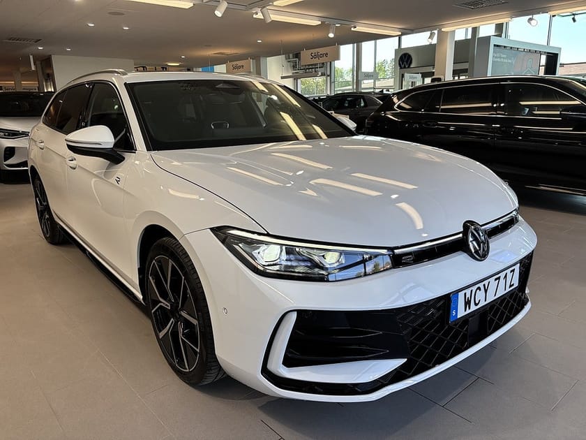 Bild 4 av Volkswagen Passat Variant eHybrid 272hk R-Line Privatleasing 4995kr tom 24/5
