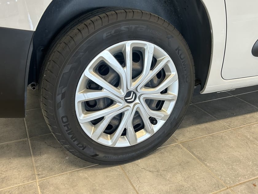 Bild 3 av Citroën Berlingo 1.2 PureTech 110hk