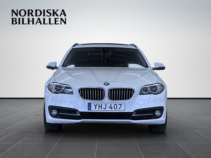 Bild 2 av BMW 520d xDrive Touring Steptronic Värmare Drag Pano Helskinn