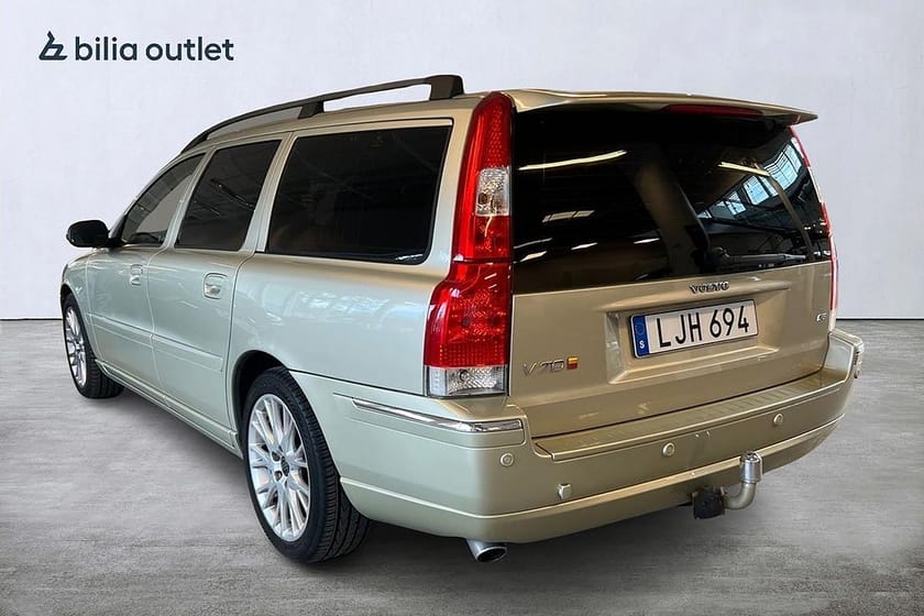 Bild 2 av Volvo V70 D5 Summum Skinn Dragkrok Värmare Extraljus El stol