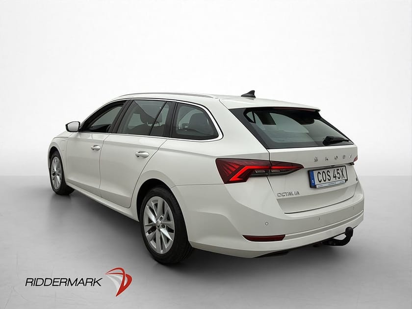 Bild 4 av Škoda Octavia Kombi iV Skoda 204hk Style Cockpit Dragkrok Kamera CarPlay