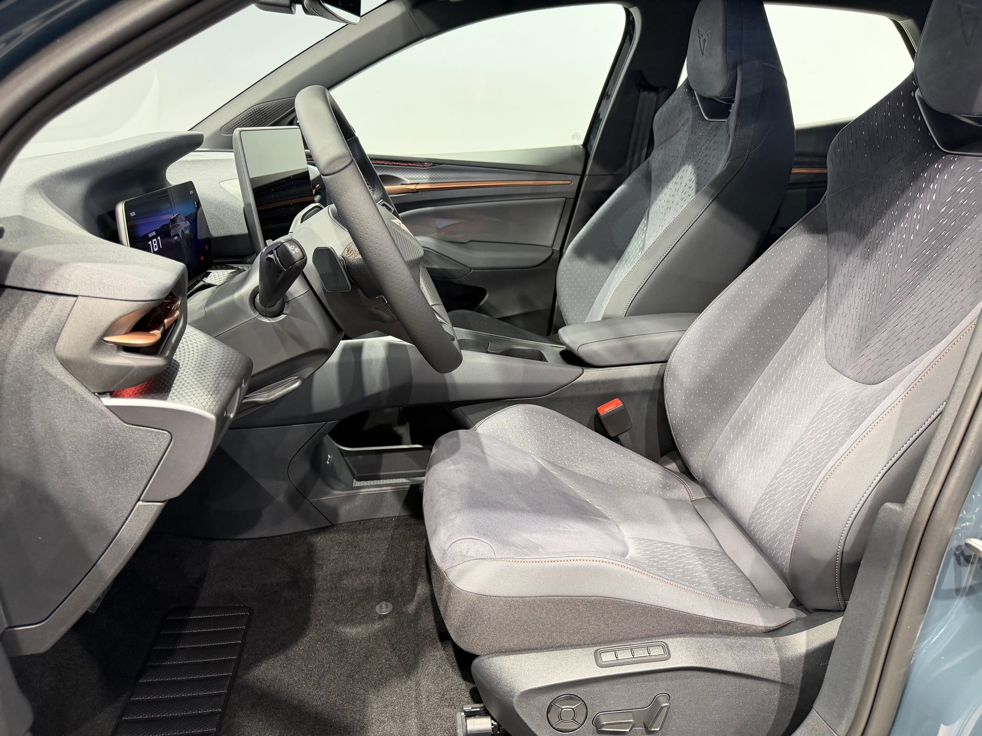 Cupra Raval 52 kWh 2026, bild 7/10