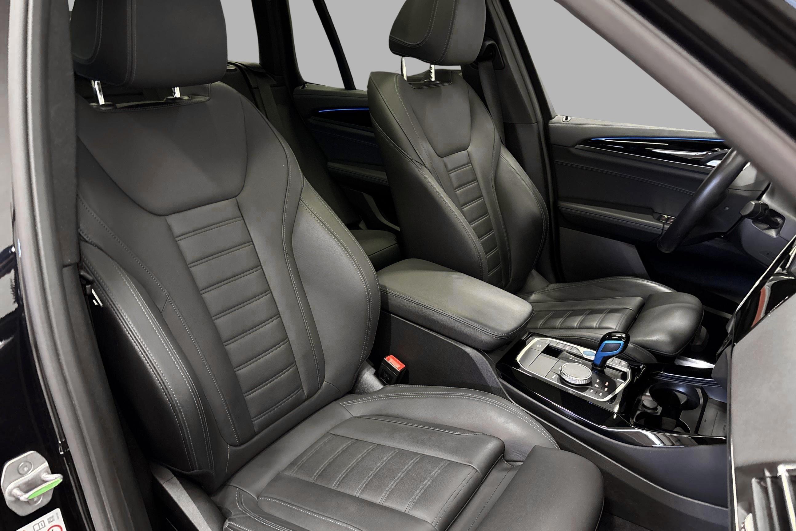 BMW iX3, 286hk, 2022