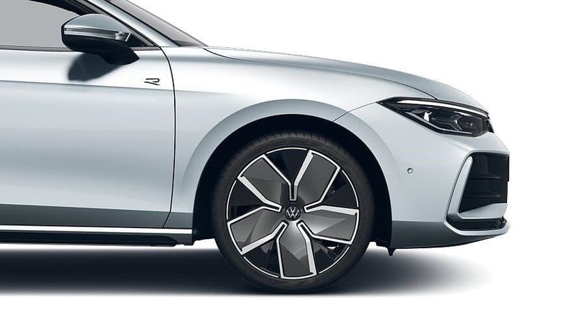 Bild 4 av Volkswagen Passat Variant eHybrid 272 DSG6 R-LINE