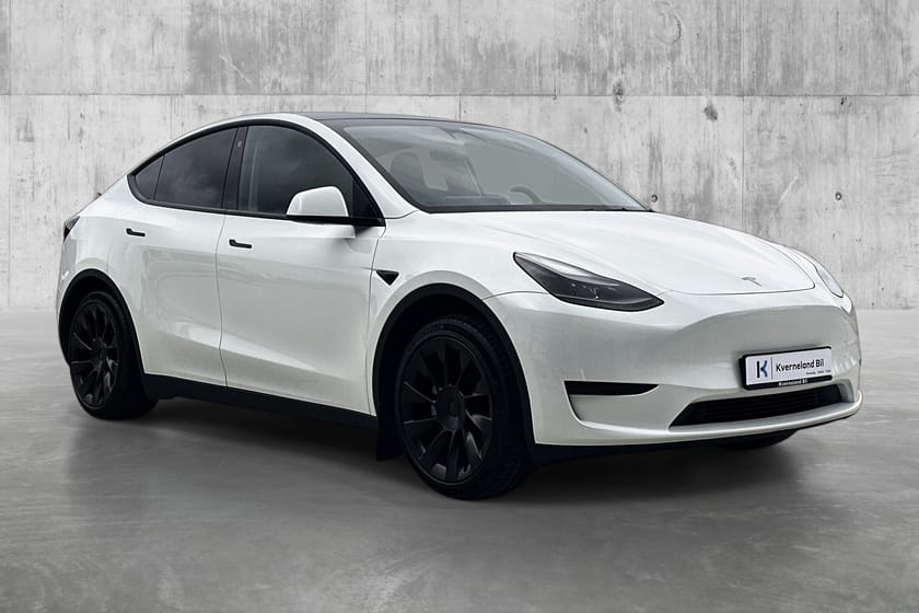 Bilde 3 av Tesla Model Y Standard Range RWD Hengerfeste/El Bakluke/AppStyring/RWD