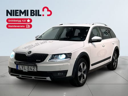 Škoda Octavia Scout Skoda 2.0 TDI 4x4 Premium Drag Dvärm Canton Kamera Mvärm SoV