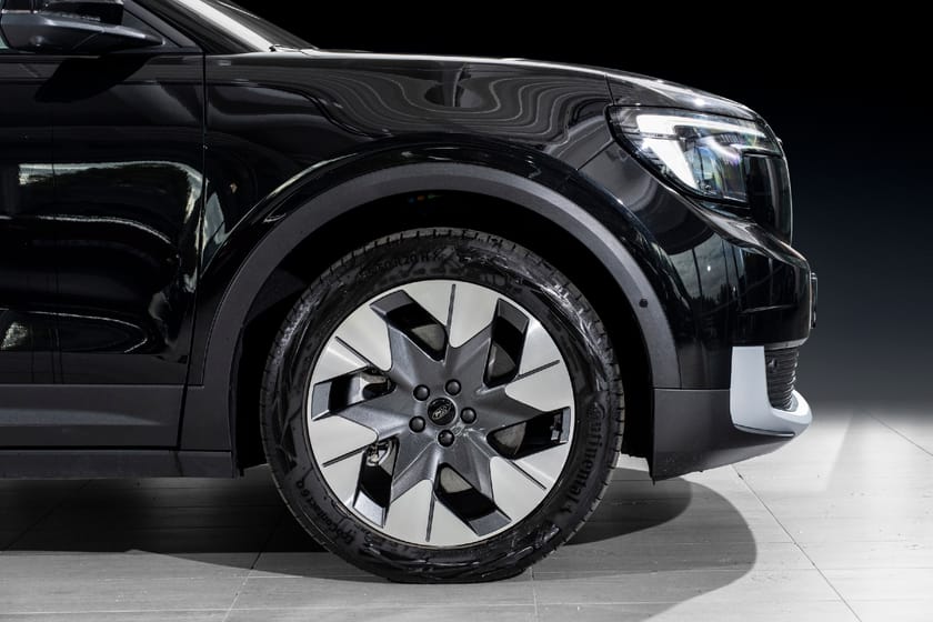Bilde 3 av Ford Explorer EV Extended Range AWD