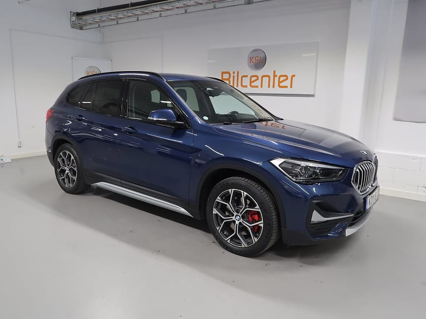 Bild 4 av BMW X1 xDrive25e V-Däck ingår HUD-Drag-Kamera-AdaptivFH-Rattvä