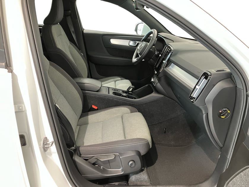 Bild 5 av Volvo XC40 B4 FWD Bensin Core SE II