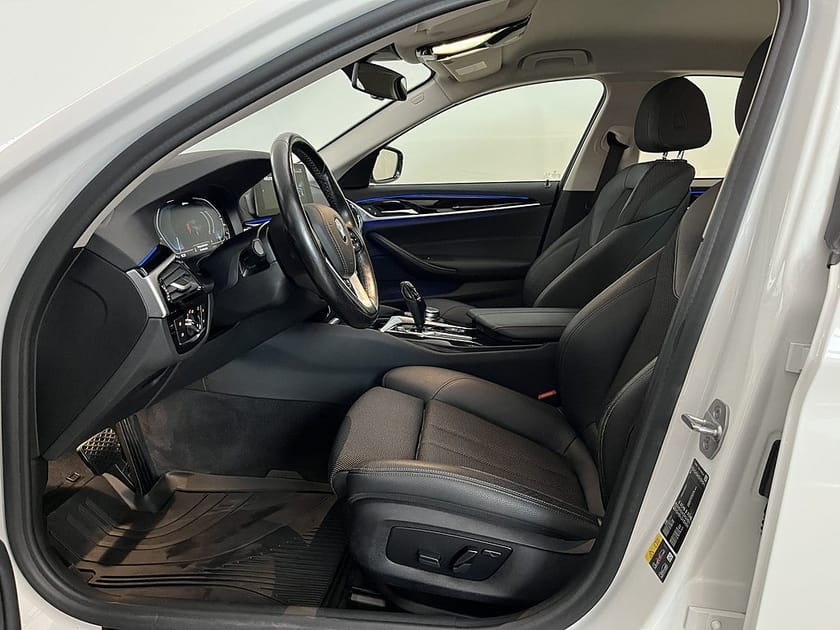 Bild 5 av BMW 530e iPerformance Sedan