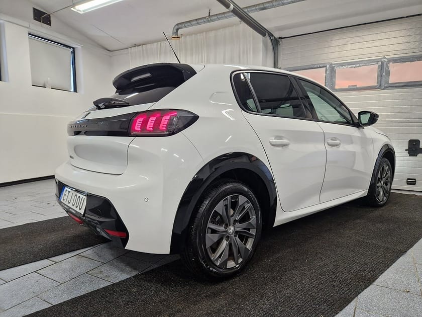 Bild 3 av Peugeot e-208 50 kWh 136 hk Cockpit SoH 97% Carplay Nybes