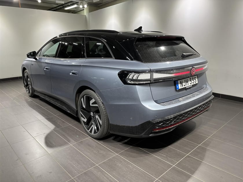 Bild 2 av Volkswagen ID.7 GTX Tourer 91 kWh 4Motion Drag Matrix H K