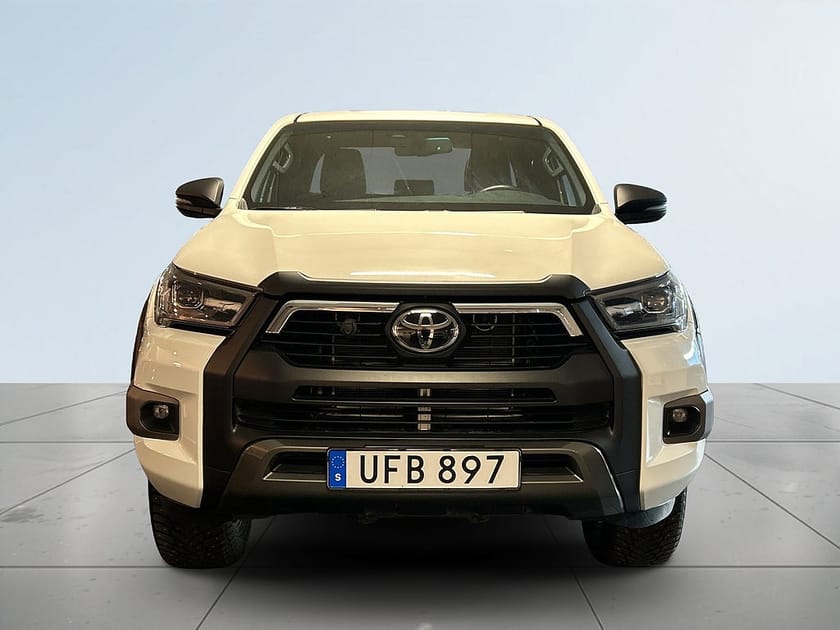 Bild 2 av Toyota Hilux Dubbelhytt 2.8 4WD Invincible MOMS/MoK/Skinn/Kamera/SoV
