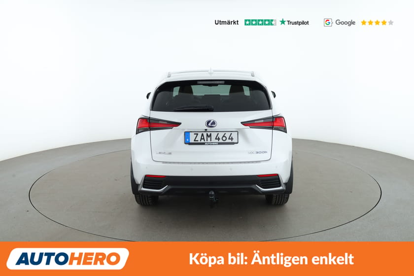 Bild 4 av Lexus NX 300h AWD Executive / Panorama, drag, Fjärrvärm