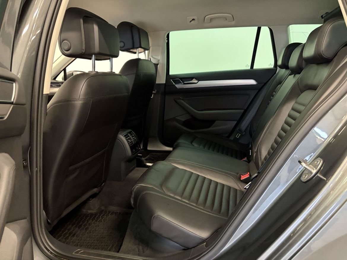 Volkswagen Volkswagen Passat Sportscombi — bild 14