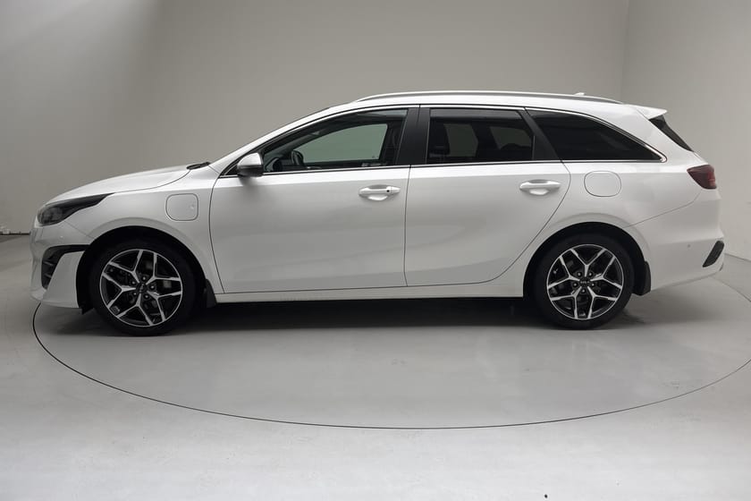 Bild 2 av Kia Ceed Sportswagon Plug-in Hybrid 1.6 SW (141hk) Advance Plus