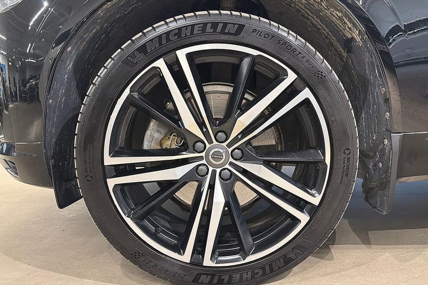 Bild 5 av Volvo XC60 T8 AWD Recharge R-Design Moms / 360-Kam / Pano / Skinn
