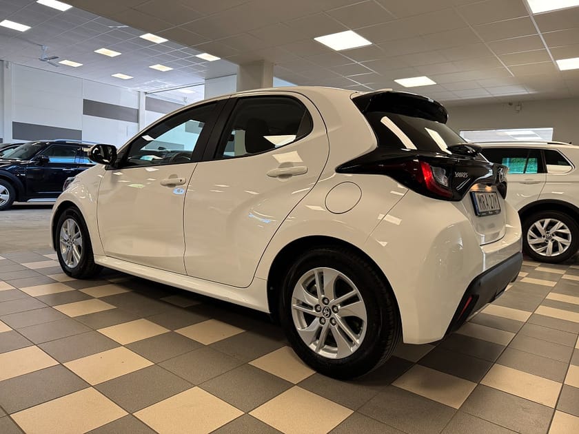 Bild 3 av Toyota Yaris Hybrid CVT 116 Hk B-Kamera Värmare Active