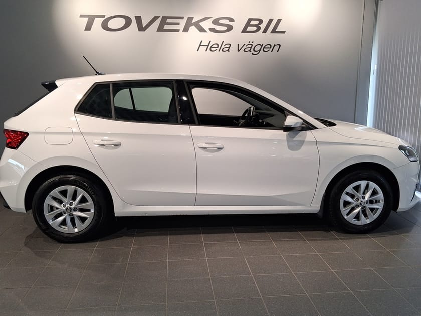 Bild 4 av Škoda Fabia 1.0 Selection 80Hk  Farthållare | Moms | Lågmil