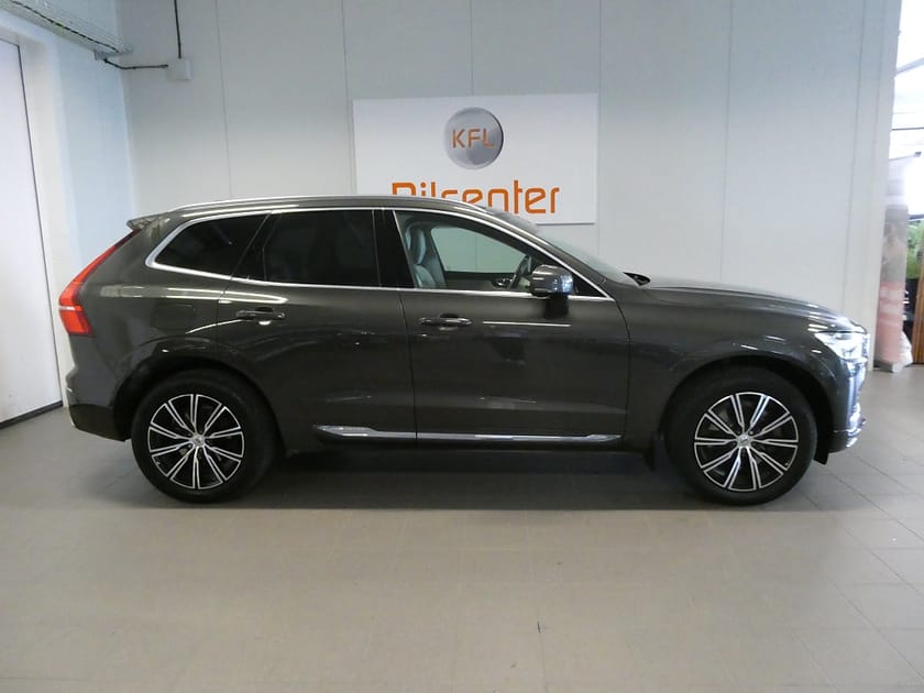 Bild 3 av Volvo XC60 Recharge T6 AWD Inscription Pano-Skinn-H&K-Värmare-SoV
