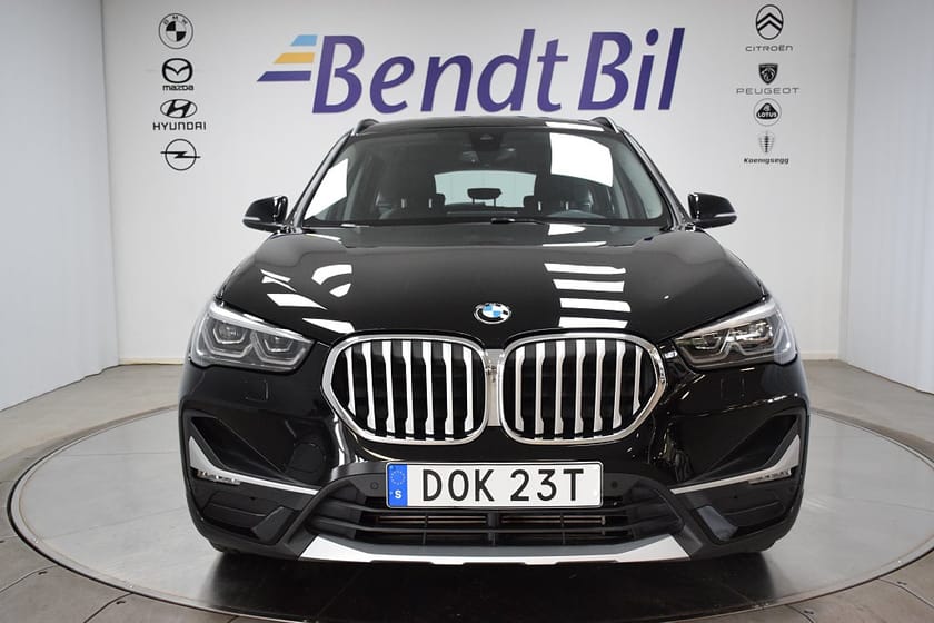 Bild 2 av BMW X1 xDrive25e Laddhybrid  X Line / Navi / Head Up Display
