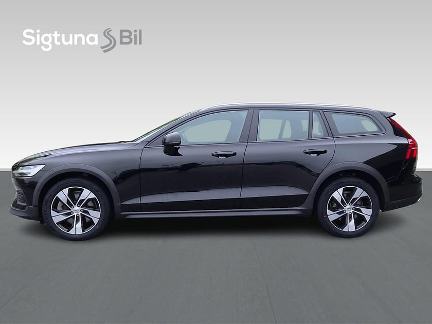 Bild 3 av Volvo V60 Cross Country B4 AWD 197hk / Drag / Värmare / Backkamera / Moms