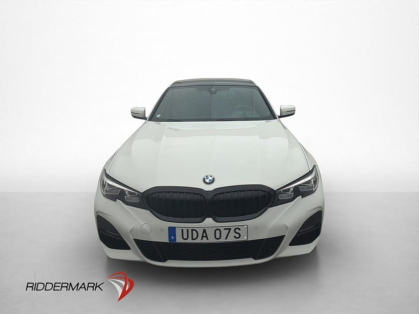 Bild 2 av BMW 330e Sedan 292hk M-Sport Navi Carplay Keyless-Go Rattvärme