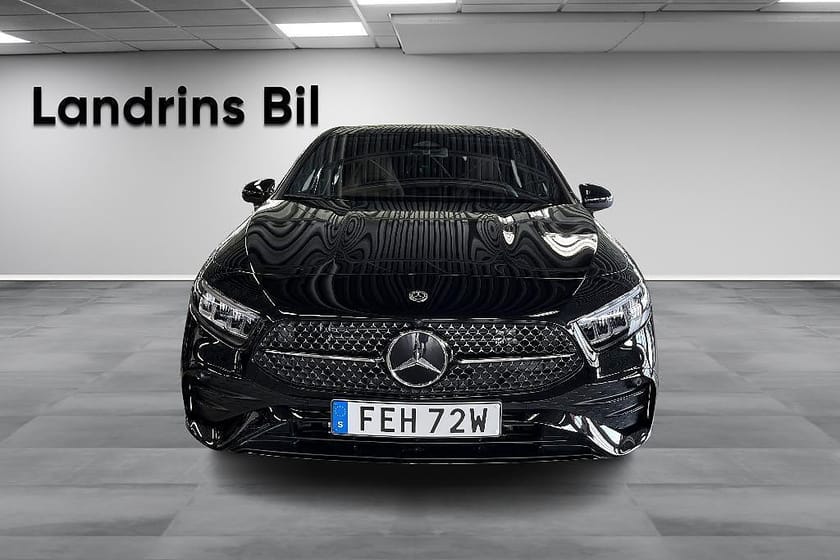 Bild 2 av Mercedes-Benz A 250 e /AMG Line Premium/Nightpackage/Glastak/Burmester