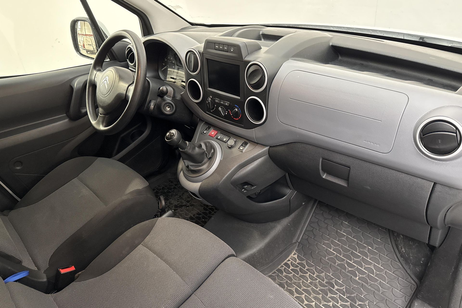 Citroen Berlingo 2016, bild 7/10