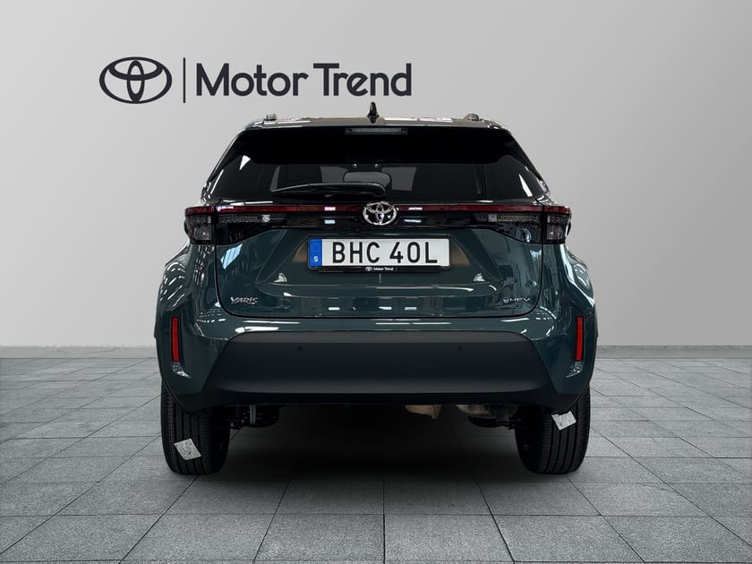 Bild 4 av Toyota Yaris Cross Hybrid 130 1,5 ACTIVE PLUS SÄKERHETSPAKET s+v hjul