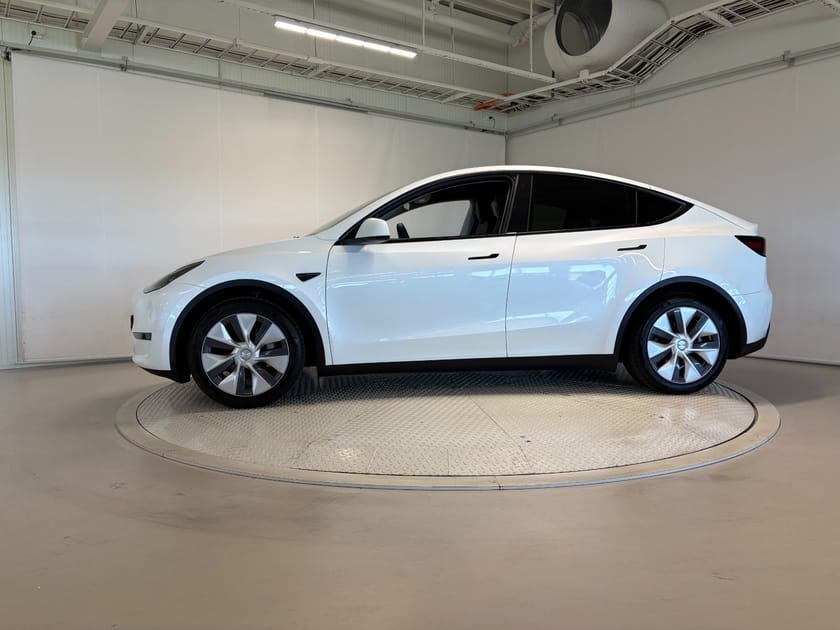 Bilde 3 av Tesla Model Y Long Range AWD Autopilot/Krok/Skinn/Pano/Kamera