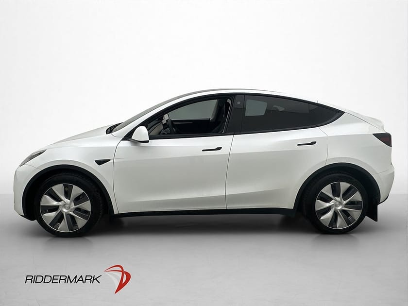 Bild 5 av Tesla Model Y Long Range AWD Drag HW3 Kamera Matrix Värmepump
