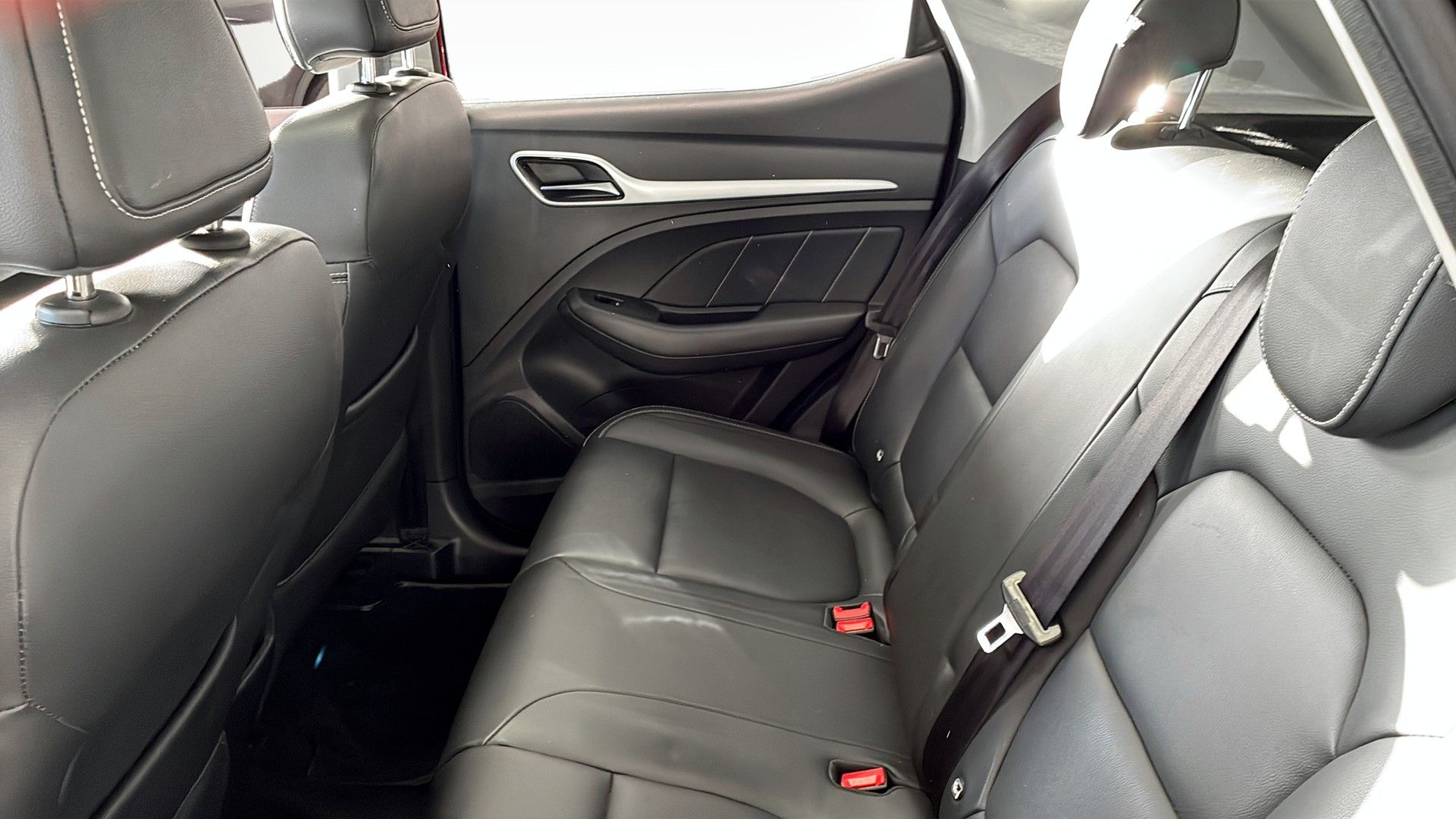MG ZS Luxury 143hk 2021, bild 5/9