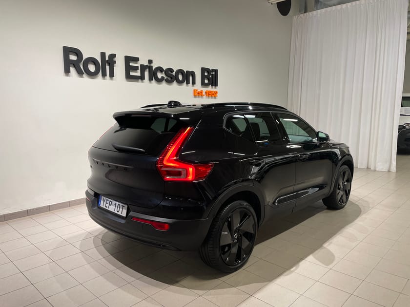 Bild 3 av Volvo EX40 Single Motor Extended Range M R Ultra Black Edt