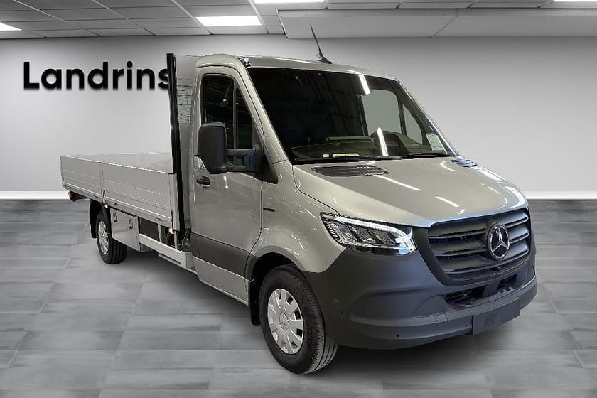 Bild 3 av Mercedes-Benz eSprinter 420 Chassi 81 kWh EH A3 PRO flakbil ABC-karossen 113 *lagerbil*