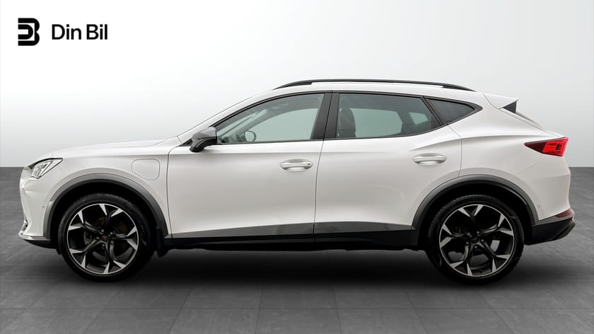 Bild 2 av CUPRA Formentor e-Hybrid 1.4 204 HK DSG6 / Kamera / 19''