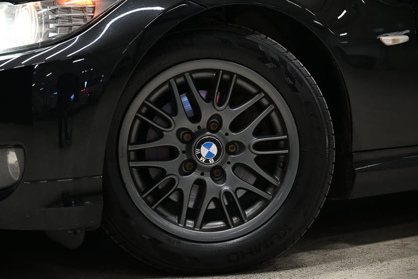 Bild 3 av BMW 320d xDrive Touring 184HK M-Sport|Drag|M/K-Värmare|Dieselvärmare