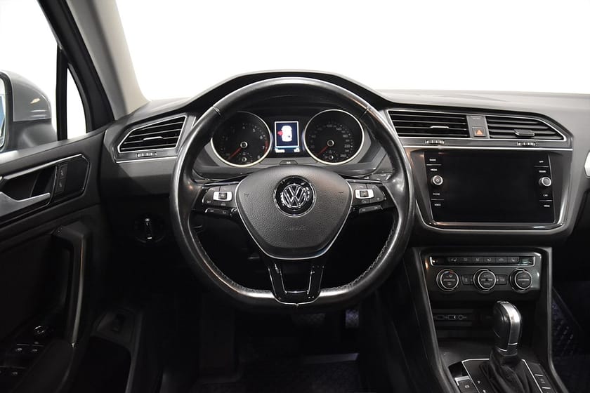 Bild 2 av Volkswagen Tiguan 1.4 TSI 4Motion Aut AdaptivF Drag B-kam P-värm Rattv 150hk