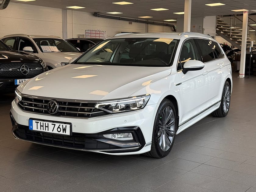 Bild 5 av Volkswagen Passat Sportscombi R-line 2.0 TDI 4M Carplay Värmare Navi
