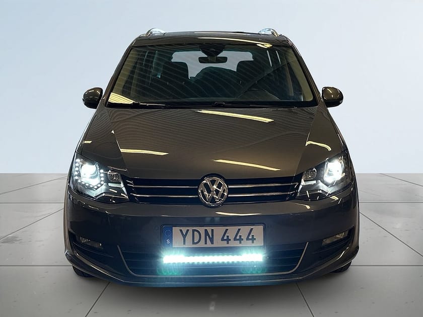 Bild 2 av Volkswagen Sharan 7-seater 7-Sits 2.0TDI Drag/Kamera/P-Värm/Pano/LED Ramp/Ny serv.