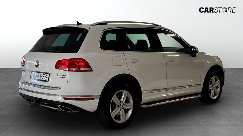 Bild 2 av Volkswagen Touareg 3.0 V6 TDI 4M R-Line 204Hk / Värmare / Kamera / Drag