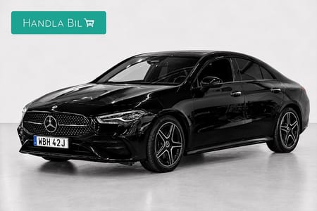 Mercedes-Benz CLA 200 AMG-Line Advanced Plus Night Burmester Pano Moms Drag