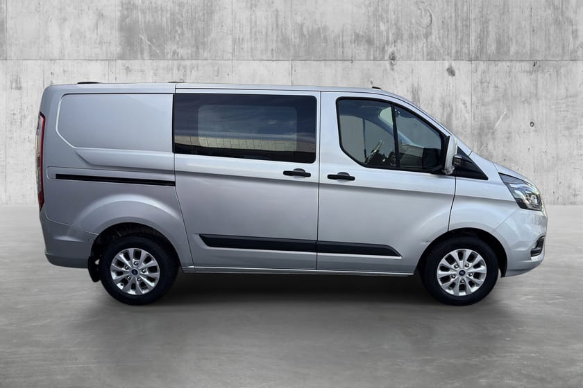 Bilde 4 av Ford Transit Custom 300 Trend, L1, Dieselvarmer, Bi-Xenon, Krok++