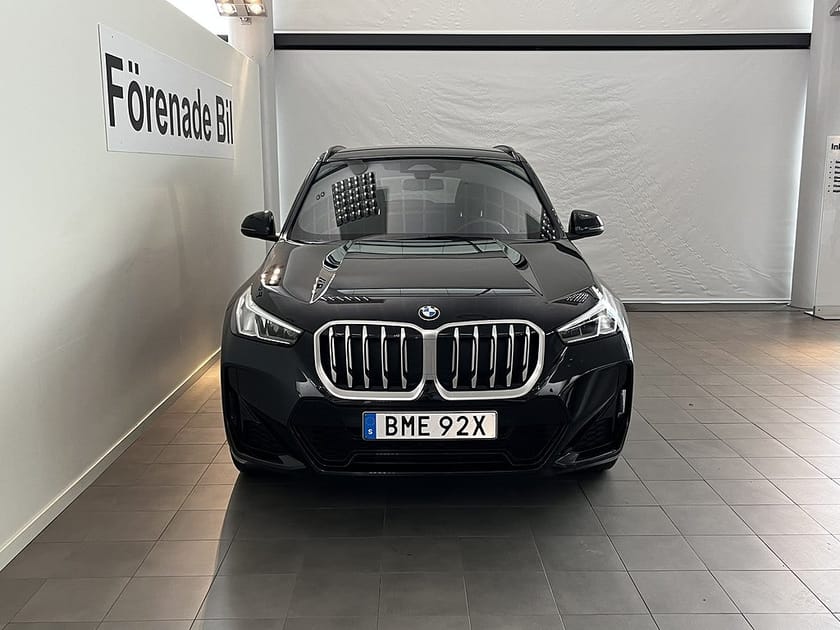 Bild 2 av BMW X1 sDrive18i 4,95 ränta M Sport Drag Sportstolar Rattvärme