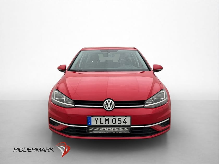 Bild 2 av Volkswagen Golf 1.0 TSI 110hk Kamera CarPlay Dragkrok MOMS