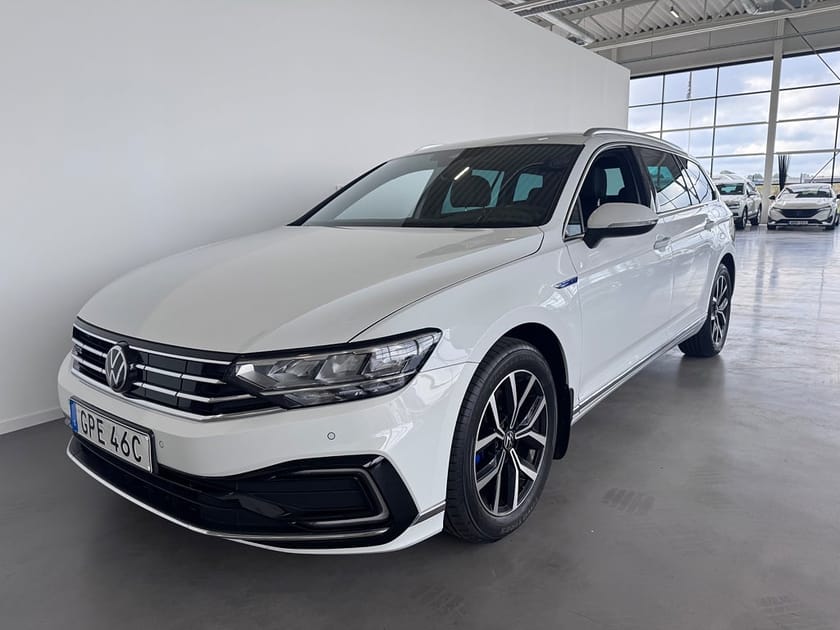 Bild 1 av Volkswagen Passat Sportscombi GTE