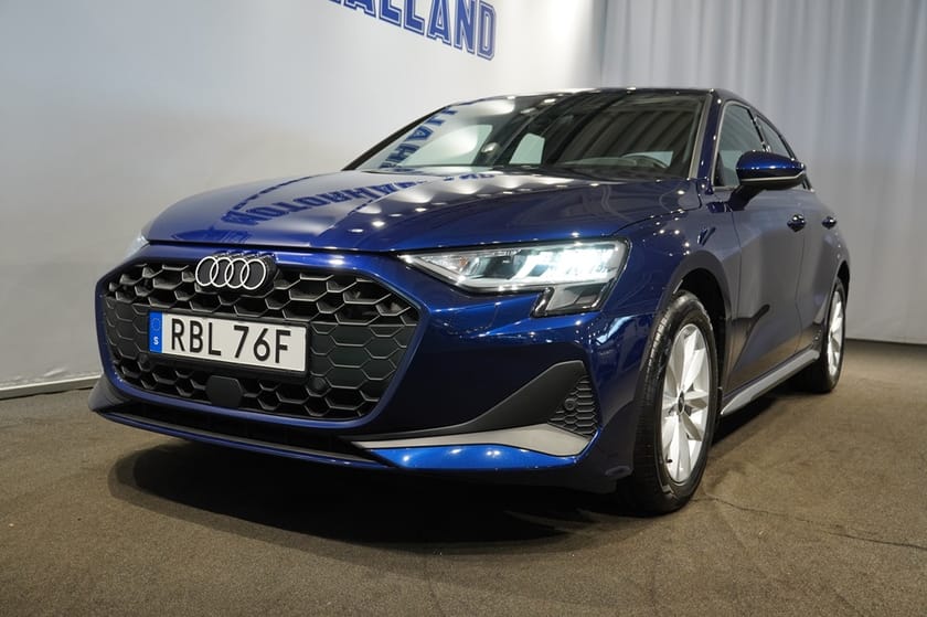 Bild 2 av Audi A3 Sportback 35 TFSI Proline Advanced - Kamera/Metallic/ACC