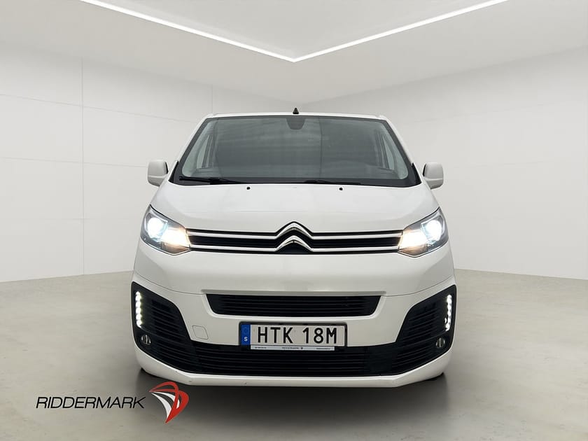 Bild 5 av Citroën ë-Jumpy 75 e-Jumpy L2 Dragkrok Kamera 3-Sits CARPLAY Moms