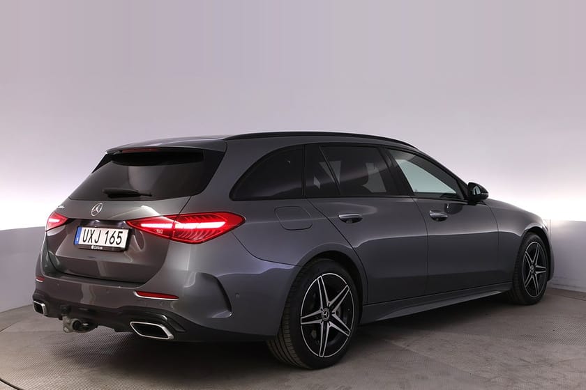 Bild 5 av Mercedes-Benz C 300 T e AMG Pano Burmester Elstol BSM Drag