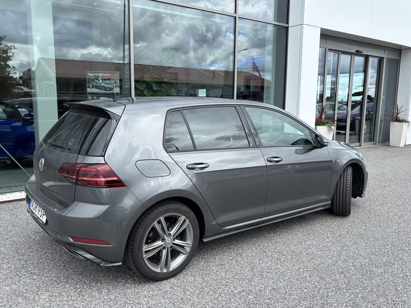 Bild 2 av Audi Q5 TFSI quattro S Tronic 252HK Drag/Värmare